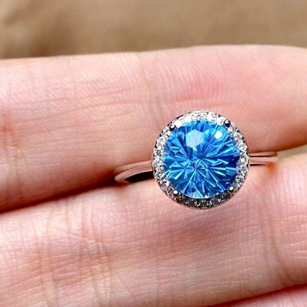 Radiant Genuine Topaz in 925 Silver